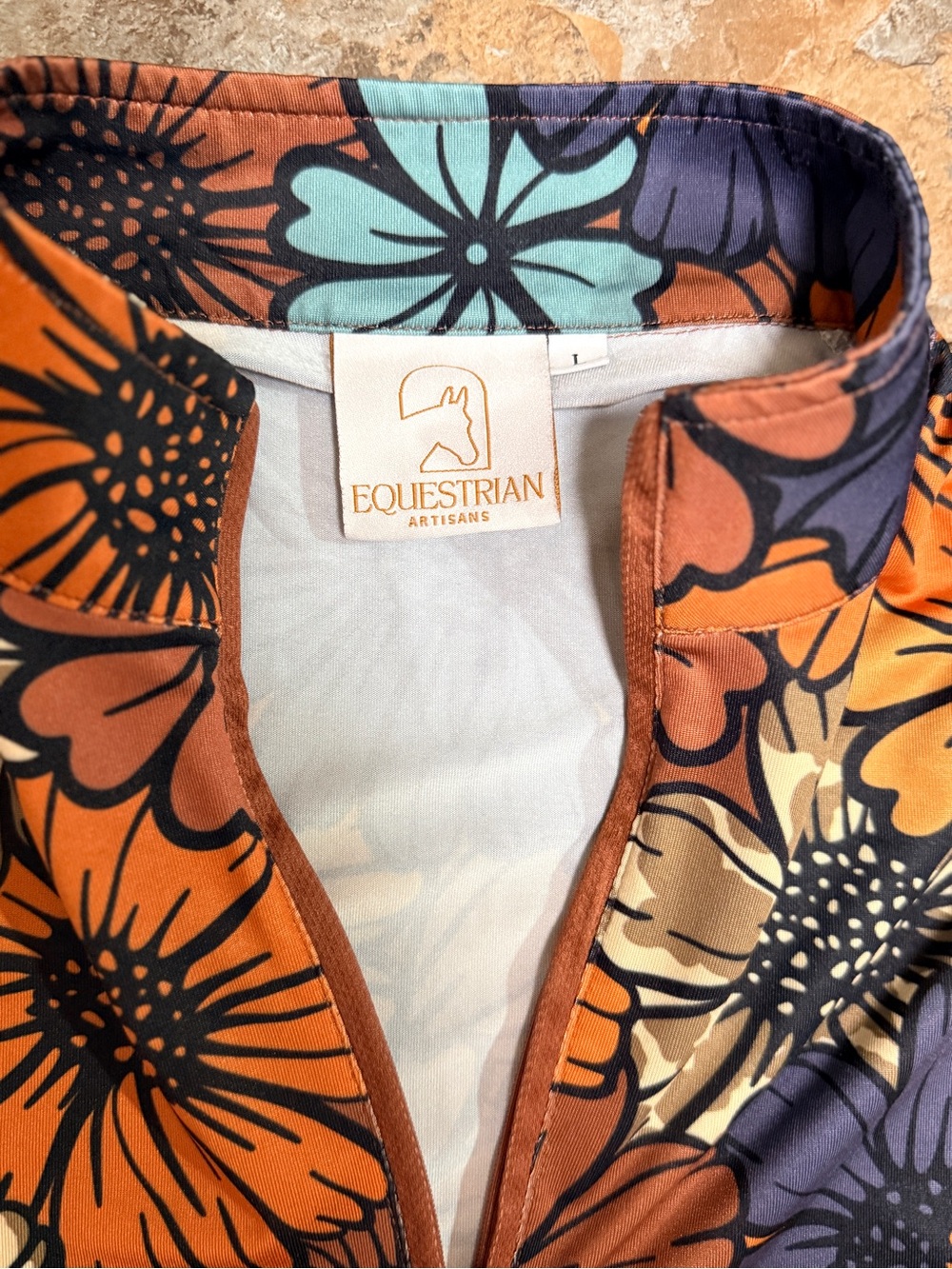 New Equestrian Harvest Bloom sun shirt - Picture 2 of 7